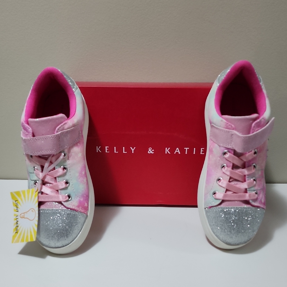 Kelly & Katie Glittery Pink and Silver Sneakers (Light Up Shoes)